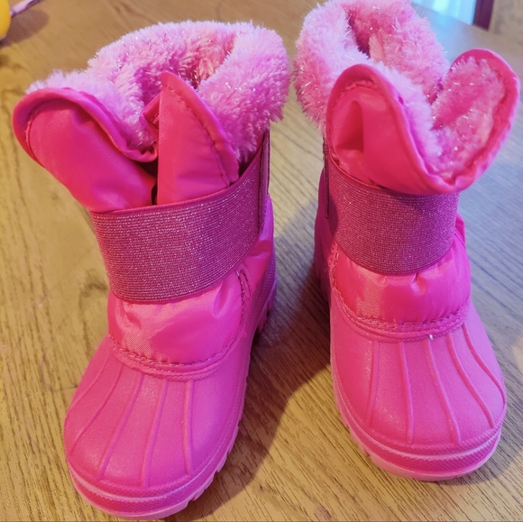 Cat & Jack Shoes Cat And Jack Girls Snow Boots Size 6 Poshmark